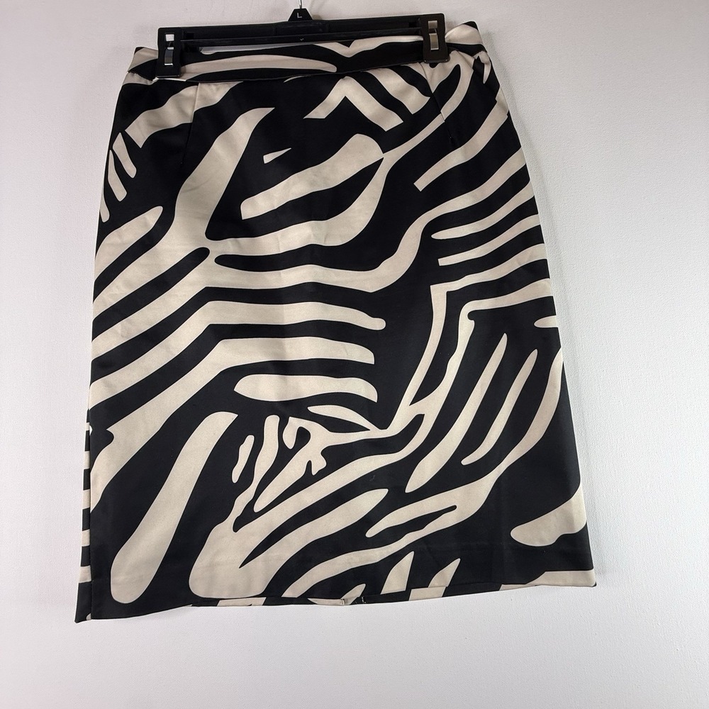 H&M Women's Skirt Black And Ivory Pencil Skirt Abstract Pattern